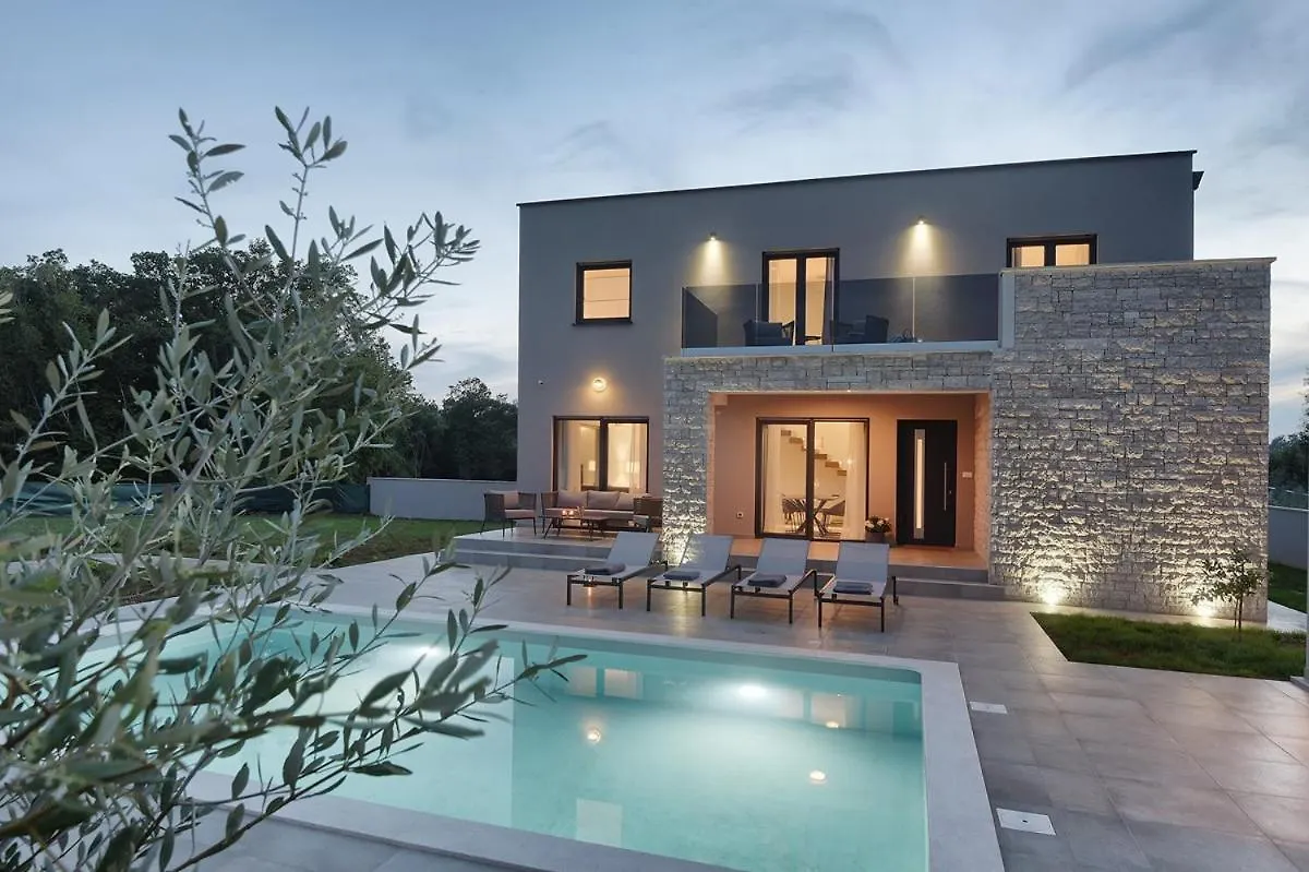 Villa Lobe Pula